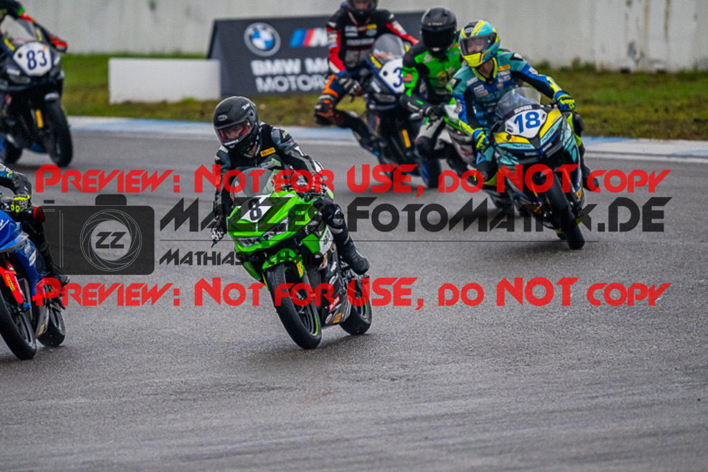 MaZZes_FotoMatrix_220925_4784 | IDM300