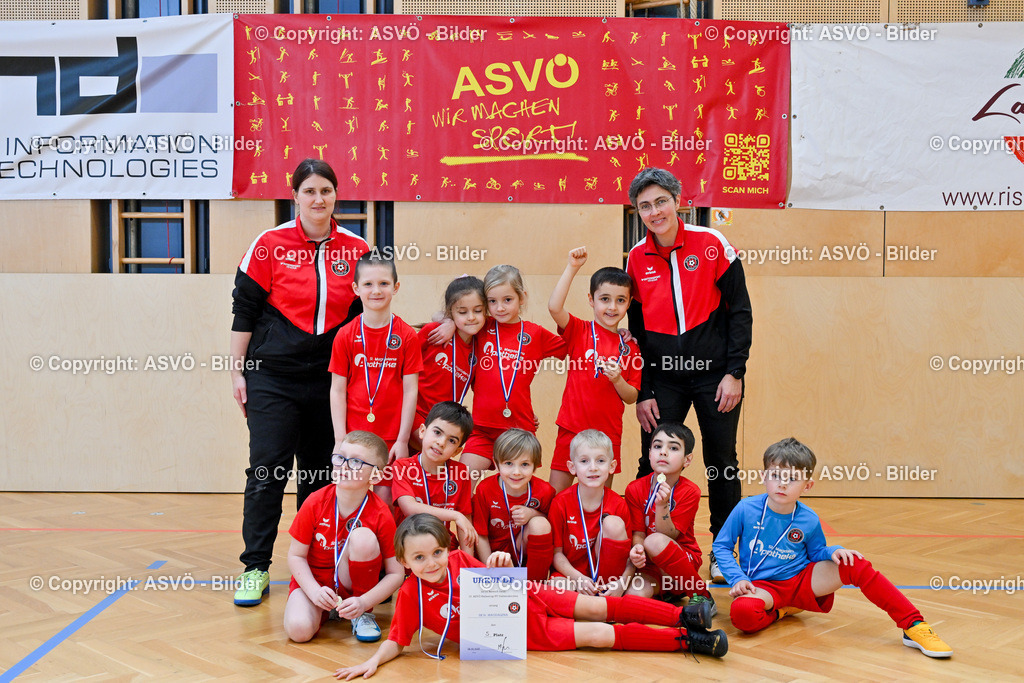 ASVÖ_ Fussballturnier SV Gallneukirchen_ 08.02.2025-147 | 08.02.2025, Gallneukirchen, AUT, ASVÖ, Fussball Nachwuchs Hallenturnier 2025, SV Gallneukirchen im Bild Teilnehmer U 7©Harald Dostal / fodo.media - Realisiert mit Pictrs.com