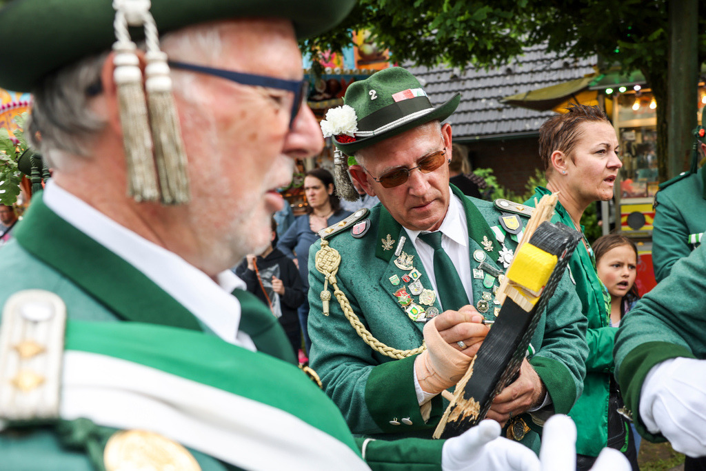 top-top.de 240516-131 | Foto, Video, Fotografie, Videografie, Fotobox, DJ, Discjockey, Musik, Musikbox, Veranstaltung, Photobooth, Amazon, Ebay, Buchtipp, Bestseller, Autor, Verlag, Buch, Wesel, Hamminkeln, NRW, Dinslaken, Rees, Drohne, Hochzeit, Party, Fotobox, Wesel, Fotograf