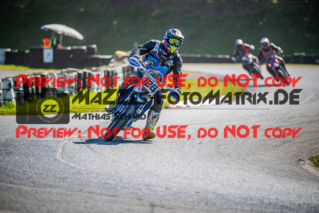 MaZZes_FotoMatrix_230916_6838 | UE40