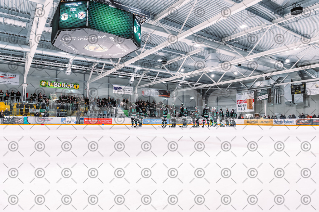 Alligators_vs_Passau_03_12_2025-69 | Höchstadt Alligators Fotogalerie: Eishockey-Action aus Franken. Professionelle Spielfotos, Portraits & Stadionbilder zum Download. Jetzt entdecken! - Realisiert mit Pictrs.com