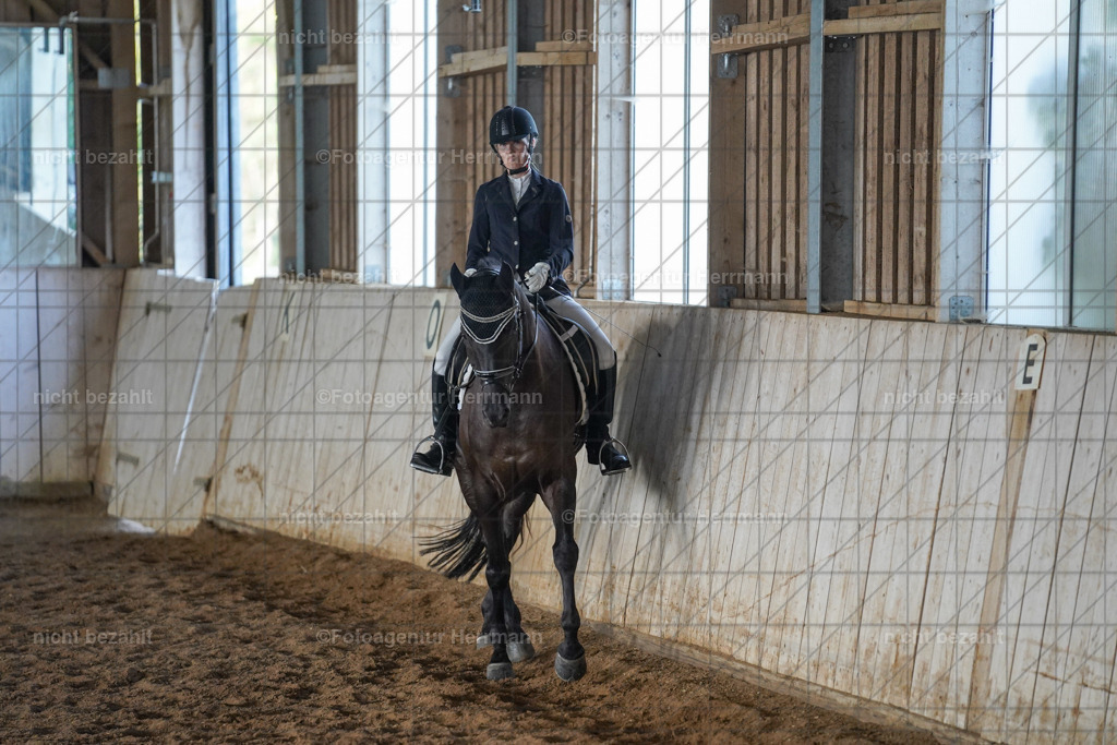 20230917-FAH09945 | Landsberg am Lech, 2023, Kaufbeuren, Kempten, Allgäu, Turnierfotografen Bayern, Fotoagentur Herrmann, Turnierbilder, Reitsport Fotos, Pferdefotograf, Augsburg, Bad Tölz, Dachau, Karlsfeld, Memmingen, Buchloe, Schwabmünchen