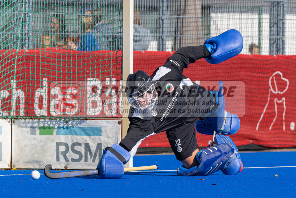 HK_20221009_100774 | 1. Bundesliga Herren Crefelder HTC - Uhlenhorst Mülheim am 9.10.2022 Crefelder HTC, Krefeld , Lasse Kille Torwart ( Crefelder HTC #32 )