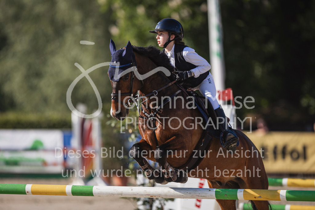 250501_MünsterHandorf_PonyTrophy-278 | Deine schönsten Turniermomente als professionelle Fotos! Entdecke hochwertige Pferdesport-Fotografie im Online-Shop. Jetzt Fotos finden & bestellen!