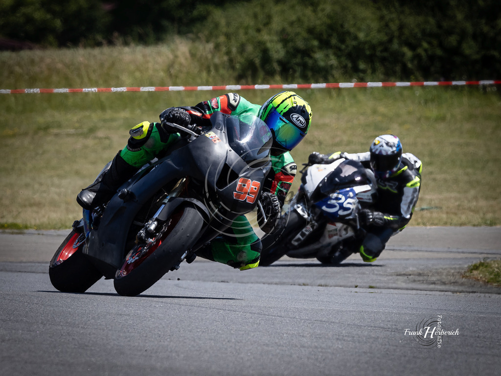 Motorrad Klassik Walldürn 2026 | Frank Herberich Fotografie, Frank Herberich, Fotografie, Hochzeit, Portrait, St. Peter Ording, Ording, Westerhever, Nordsee, Frank Fotografie, Hardheim,  Odenwald,Walldürn, Band,Eventfotografie - Realisiert mit Pictrs.com