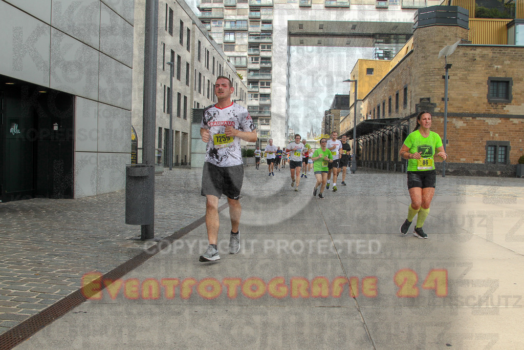 250920_1330_EV4_5799 | Sportfotografie im Rhein-Sieg Kreis, Köln, Bonn, NRW, Rheinland Pfalz, Hessen, etc. Unser Tätigkeitsfeld umfasst den Laufsport vom Volkslauf über den Marathon, Duathlon, Triathon bis zum Ultralauf wie Kölnpfad Ultra oder Schindertrail.