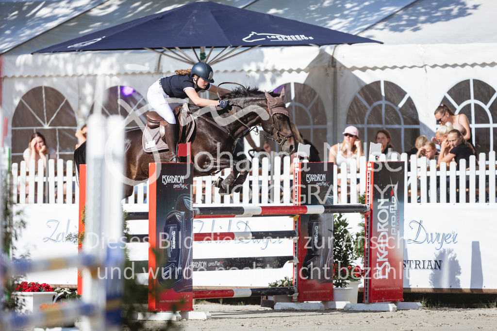 240711_BHO_M1-Spr-1-618 | Deine schönsten Turniermomente als professionelle Fotos! Entdecke hochwertige Pferdesport-Fotografie im Online-Shop. Jetzt Fotos finden & bestellen!