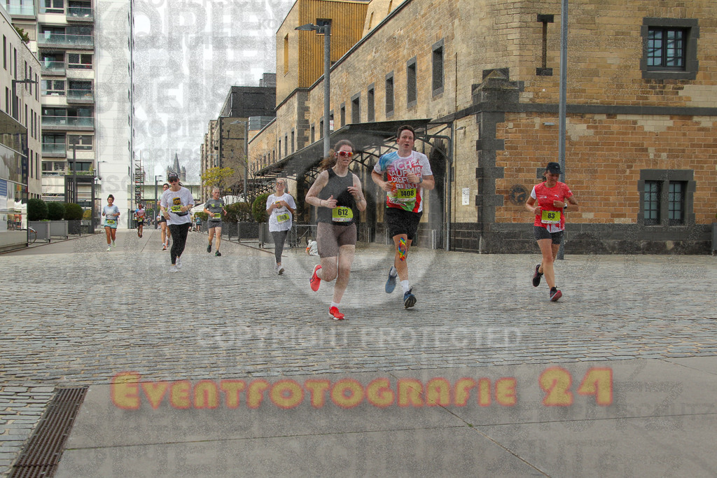 250920_1521_EV4_8540 | Sportfotografie im Rhein-Sieg Kreis, Köln, Bonn, NRW, Rheinland Pfalz, Hessen, etc. Unser Tätigkeitsfeld umfasst den Laufsport vom Volkslauf über den Marathon, Duathlon, Triathon bis zum Ultralauf wie Kölnpfad Ultra oder Schindertrail.