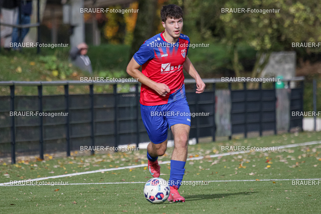 02.11.2025: A-Jugend-Niederrheinliga KFC Uerdingen - RSV Ratingen | Krefeld, Deutschland, 02.11.2025: Nicolas Pullara (KFC Uerdingen) in Aktion während des A-Jugend Niederrheinliga Spiels zwischen KFC Uerdingen  - RSV Ratingen am 02.11. 2025 am Löschenhofweg in Krefeld, Deutschland. (Foto Ralph Görtz / Brauer-Fotoagentur)