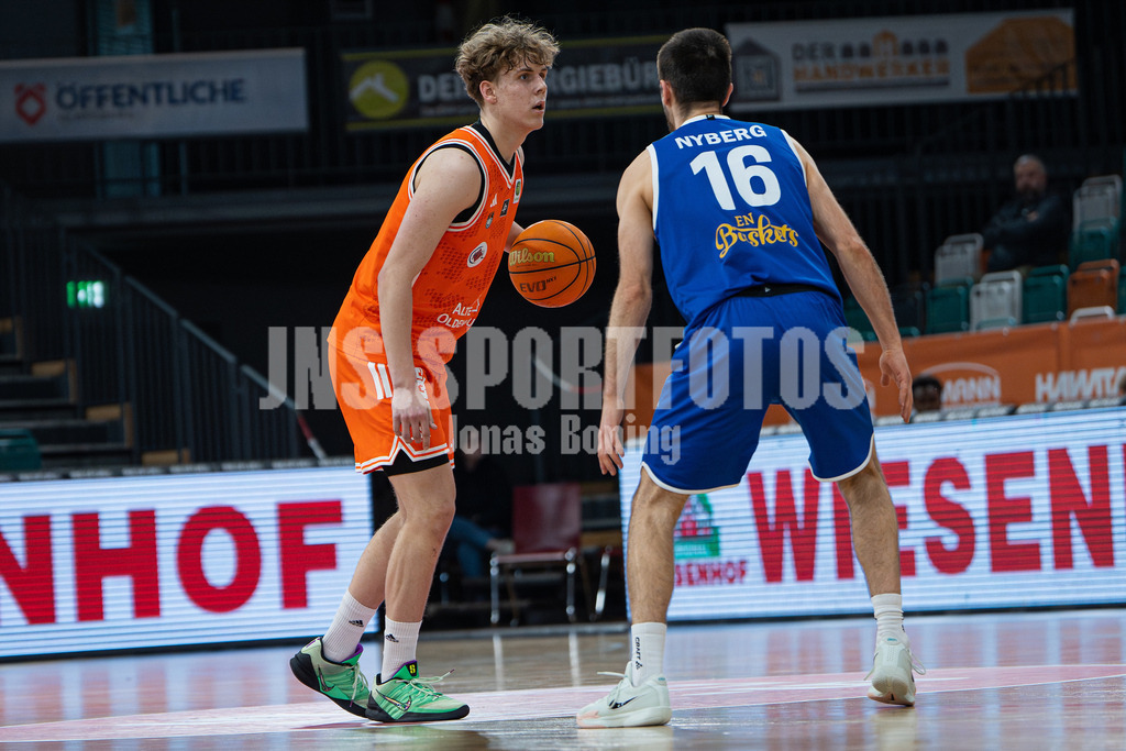 Basketball I Herren I Saison 2025-2026 I 2. Bundesliga ProB Nord I 23. Spieltag I RASTA Vechta II - EN Baskets Schwelm I 7623 | jns.sportfotos - Realisiert mit Pictrs.com