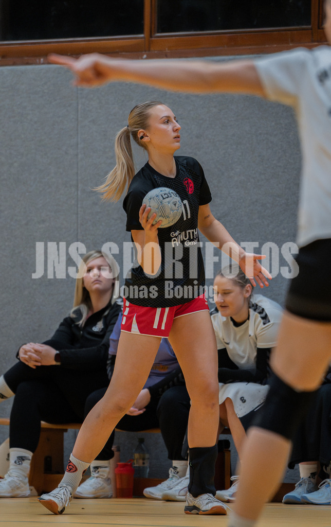 Handball I Frauen I Saison 2025-2026 I Landesliga HR West I 10. Spieltag I TuS Frisia Goldenstedt - SV Falke Steinfeld I 190 | jns.sportfotos - Realisiert mit Pictrs.com