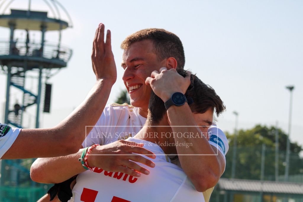 DM23 Finale Herren Mannheimer HC -  Rot-Weiß Köln 04.06.23-205 | lanaschraderfotografie - Realisiert mit Pictrs.com