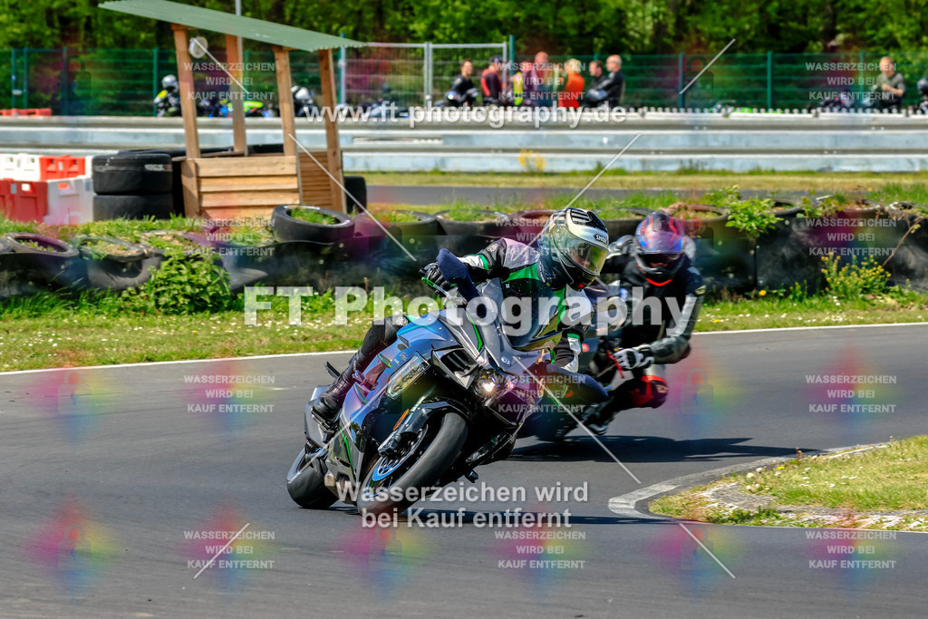 _OTO2100 | Hier findet Ihr Bilder von Touristenfahrten auf der Nürburgring Nordschleife oder von anderen Veranstaltungen die ich besucht habe. Viel Spass beim Durch Schauen 
