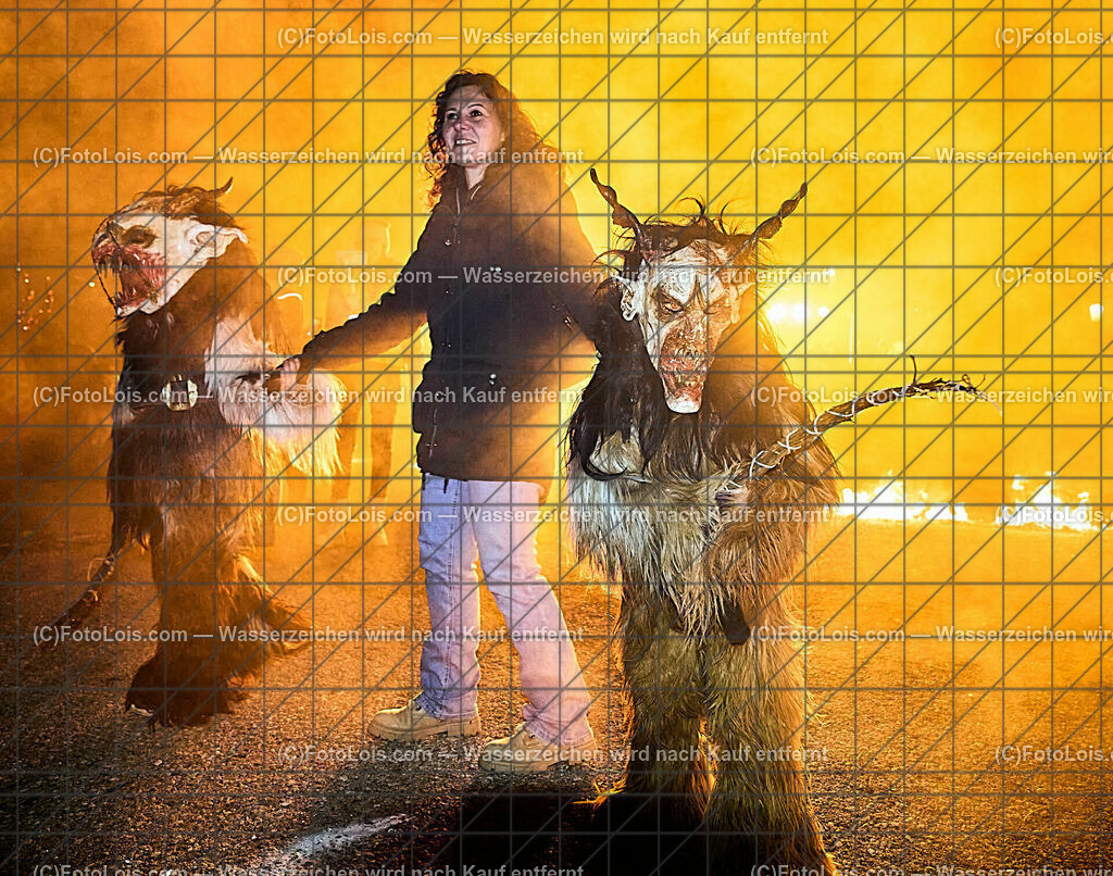 ALP8656_PerchtengruppenTreffen Gaming | (C)FotoLois.com, Alois Spandl. Perchtengruzppentreffen in Gaming am Badparkplatz, Fr 5. Januar 2024.