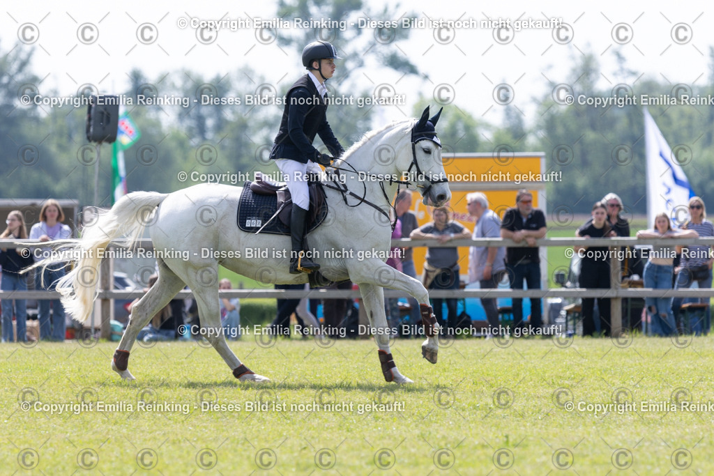 CL5A1753 | Emilia Reinking Fotografie - Realisiert mit Pictrs.com