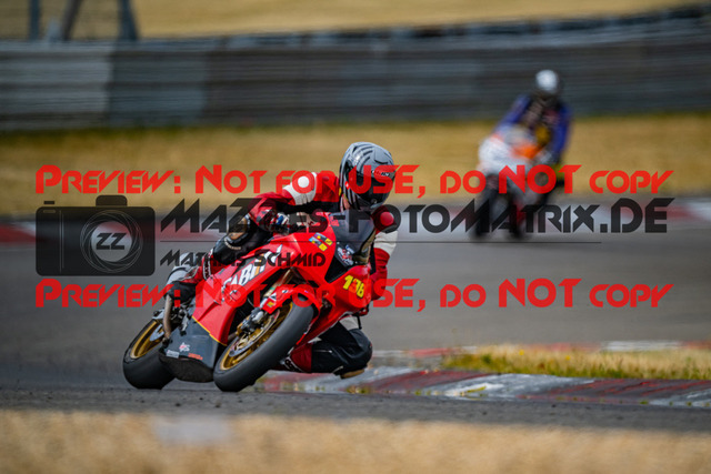 MaZZes_FotoMatrix_230719_0997 | GELB