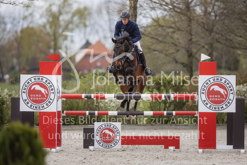230427_HofSosath_2Ph-M2St-182 | Deine schönsten Turniermomente als professionelle Fotos! Entdecke hochwertige Pferdesport-Fotografie im Online-Shop. Jetzt Fotos finden & bestellen!