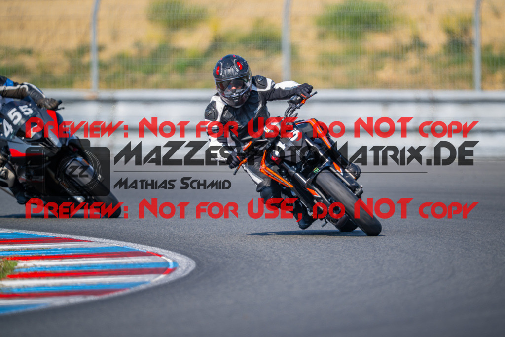 MaZZes-Fotomatrix-20260805-523272 | OPEN