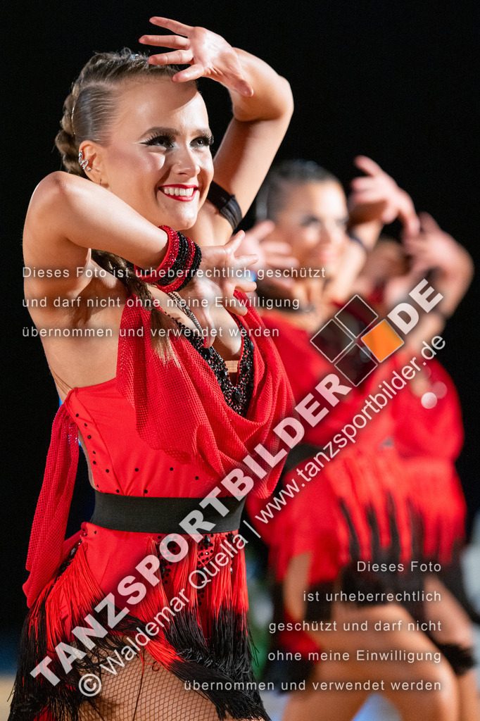 20250504-01434 | Hier finden Sie Tanz Bilder vom Latein und Standard Formationen tanzen. Sportbilder vom Tanzsport. Schöne Fotos und von Weltmeisterschaft, Europameisterschaft, Bundesliga, Regionalliga, Oberliga und Landesliga sowie von GOC Stuttgart, DanceComp, WM Bremen