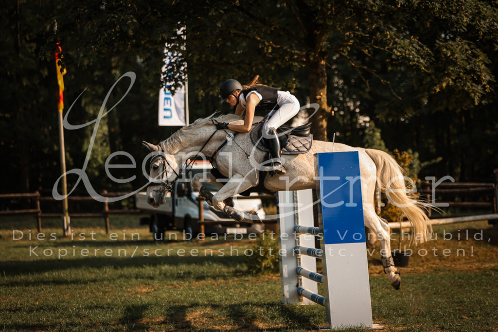 18.FrSpA00132 | Leoni Ertmer Photography - Realisiert mit Pictrs.com