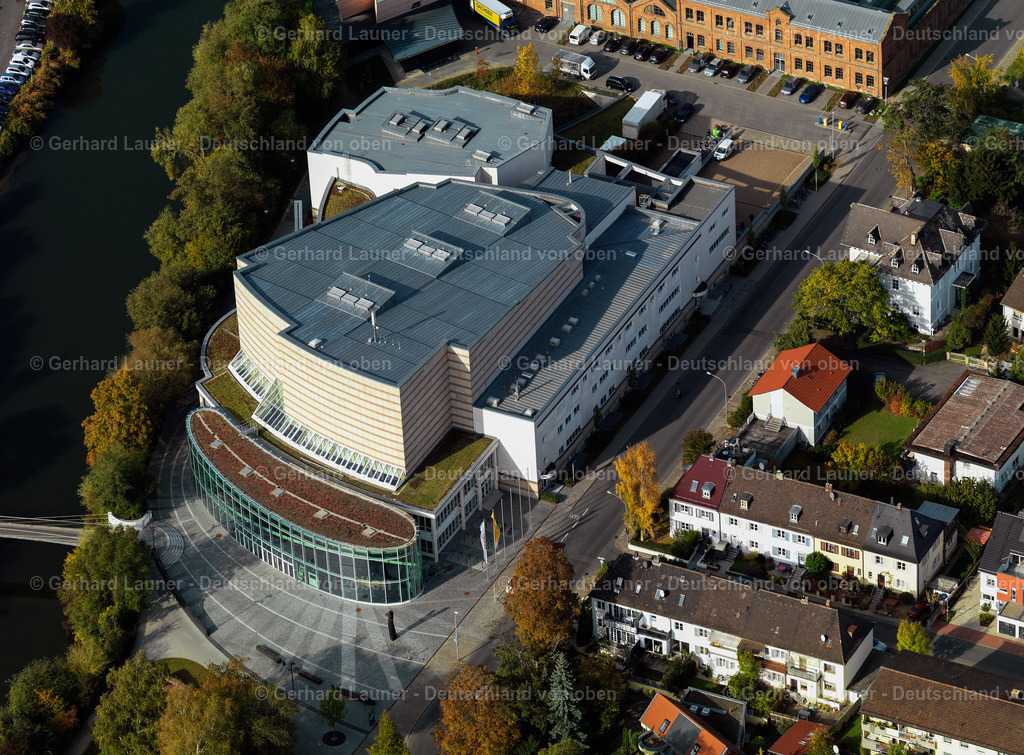 3198095 | BAMBERG 07.09.2021 Gebäude der Veranstaltungshalle Konzerthalle an der Mußstraße in Bamberg im Bundesland Bayern, Deutschland. Weiterführende Informationen bei: Bamberg Congress + Event GmbH. // Building of the indoor arena Konzerthalle on Mussstrasse in Bamberg in the state Bavaria, Germany. Further information at: Bamberg Congress + Event GmbH. Foto: Gerhard Launer