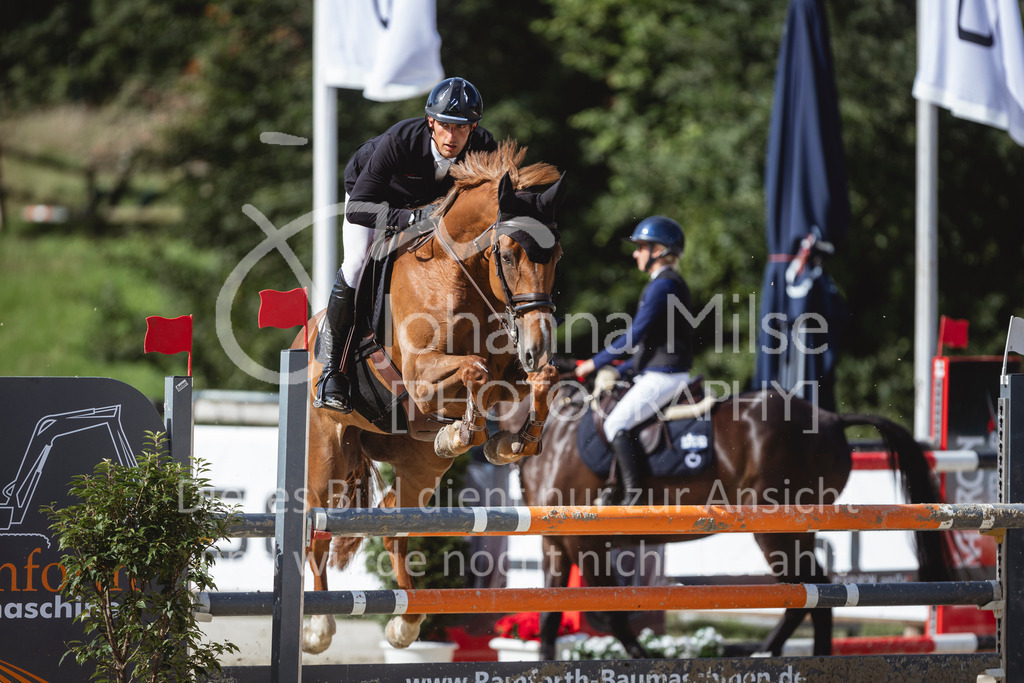 240714_BHO_M2-Spr-1-225 | Deine schönsten Turniermomente als professionelle Fotos! Entdecke hochwertige Pferdesport-Fotografie im Online-Shop. Jetzt Fotos finden & bestellen!