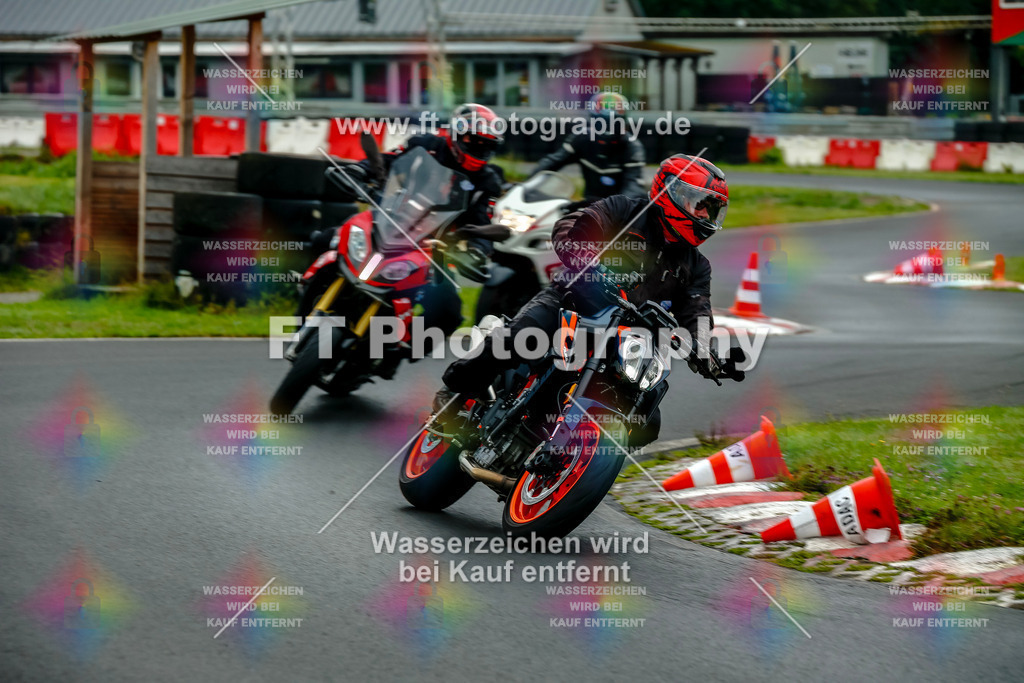 VBK-3501 | Hier findet Ihr Bilder von Touristenfahrten auf der Nürburgring Nordschleife oder von anderen Veranstaltungen die ich besucht habe. Viel Spass beim Durch Schauen 