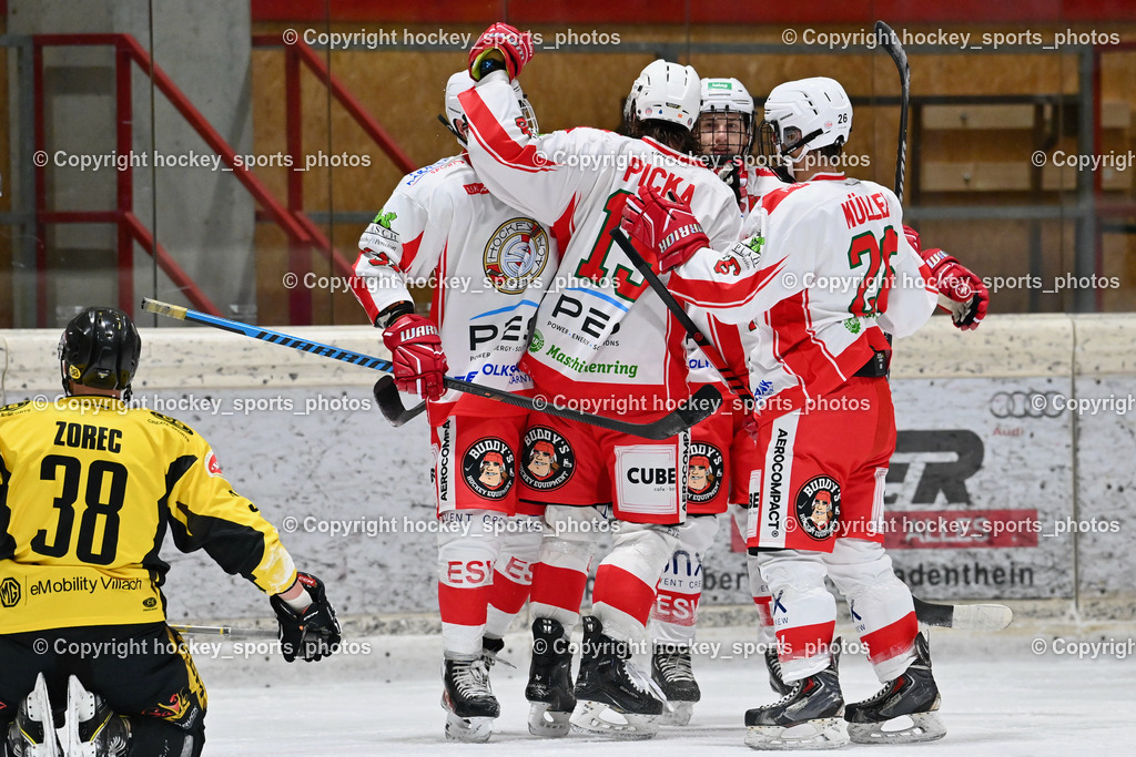 EC Spittal Hornets vs. ESV Ferlach 16.12.2023 | #91 Brenter Manuel, Jubel ESV Ferlach Mannschaft, #38 Zorec Marco, #19 Picka David, #26 Müller Markus