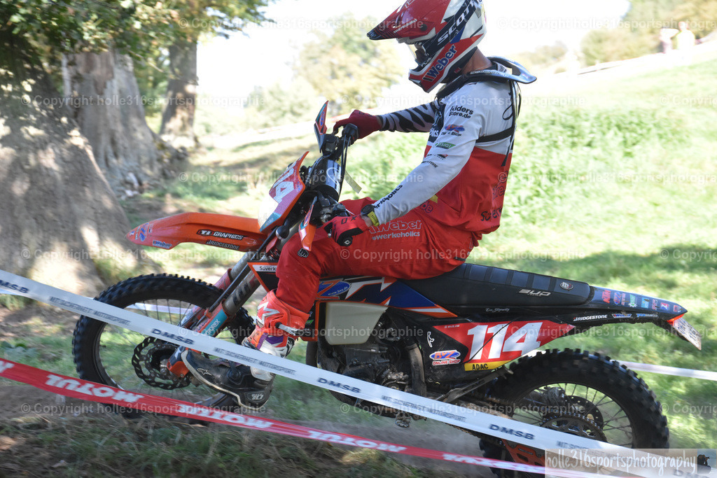 DSC_0001 | Sportfotografie , Motorsport, Motoross, Reitsport, Mointainbike, Enduro,
Landschaft , Outdoor, Eventfotografie, Landschaft, Bilder online bestellen - Realisiert mit Pictrs.com