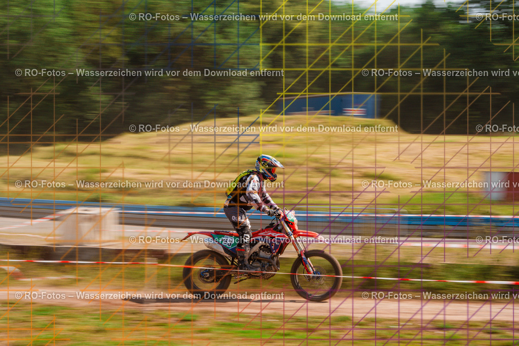 4 Lauf Schlüchtern IGE 2026-1583 | Sportfotografie von RO-Fotos: Motorsport, Motocross, Enduro, Laufveranstaltungen und Triathlon. Professionelle Fotos von Sportlern und Events. - Realisiert mit Pictrs.com