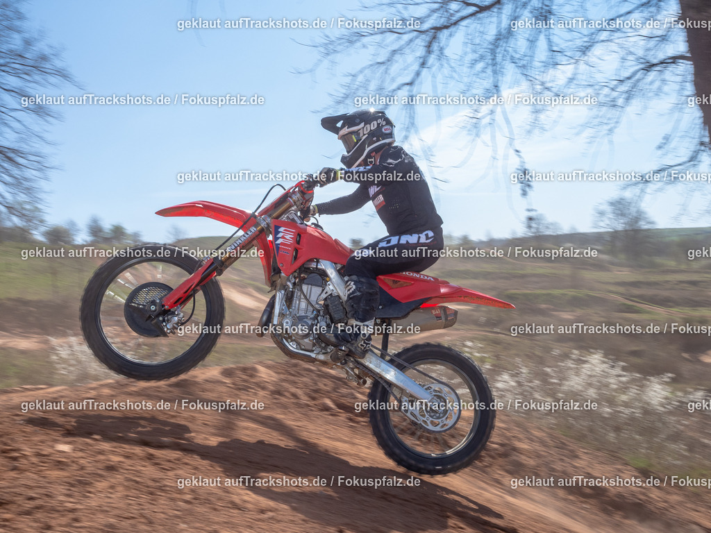 Schweyen040525-80 | Trackshots.de / Fokuspfalz.de - Realisiert mit Pictrs.com