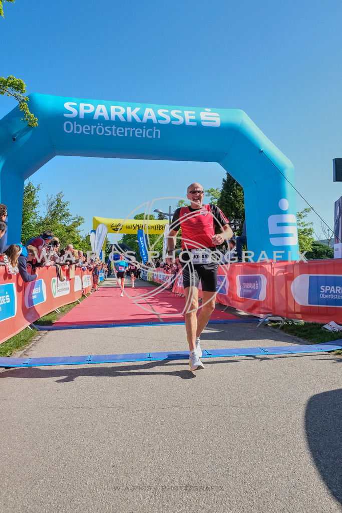 ..... | LINZ,AUSTRIA,27.April 24, Int. 3 Brückenlauf Linz  , Image shows: Photo: WAPICS / Michael ring