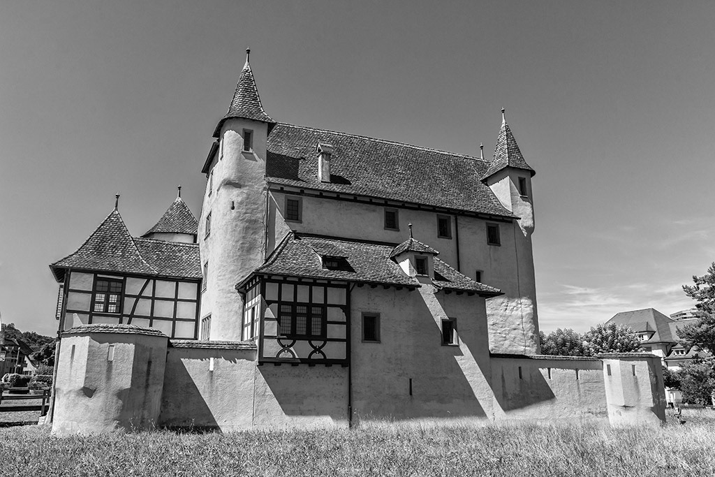 Schloss Pratteln | Das Schloss Pratteln in Pratteln BL, Schweiz. - Realisiert mit Pictrs.com