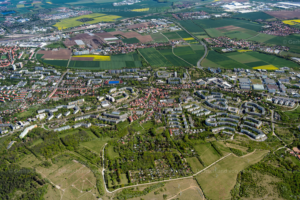 4026536 | ERFURT 07.05.2020 Stadtansicht im Stadtgebiet der südwestlichen Vorstadt im Ortsteil Melchendorf in Erfurt im Bundesland Thüringen, Deutschland. // City view in the urban area of a??a??the southwestern suburb in the district Melchendorf in Erfurt in the state Thuringia, Germany. Foto: Gerhard Launer