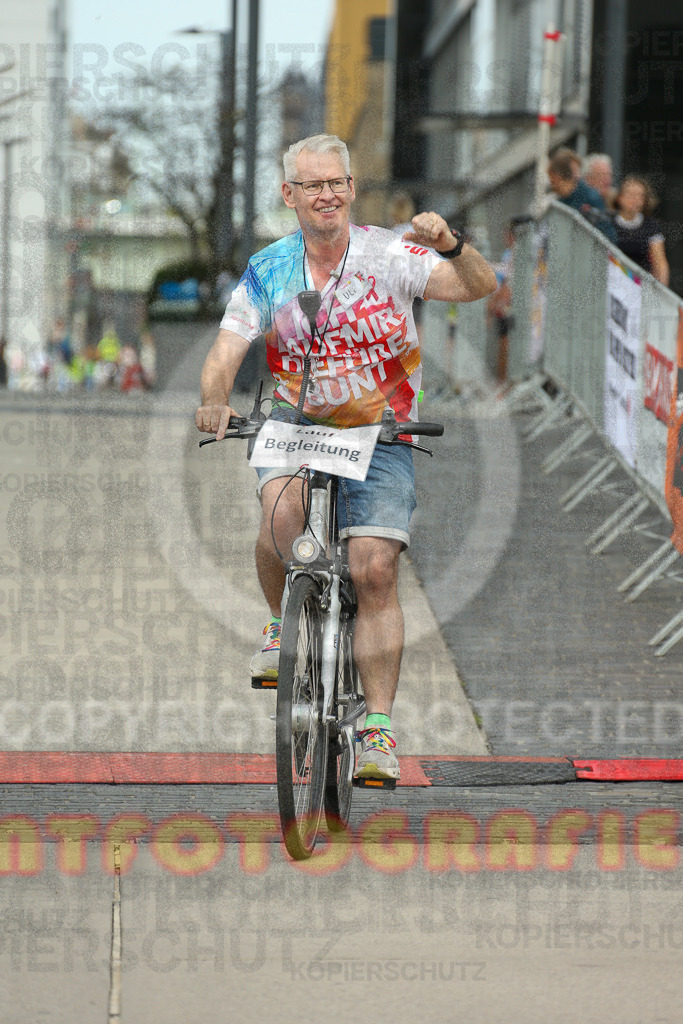 250920_1315_EX1_3933 | Sportfotografie im Rhein-Sieg Kreis, Köln, Bonn, NRW, Rheinland Pfalz, Hessen, etc. Unser Tätigkeitsfeld umfasst den Laufsport vom Volkslauf über den Marathon, Duathlon, Triathon bis zum Ultralauf wie Kölnpfad Ultra oder Schindertrail.