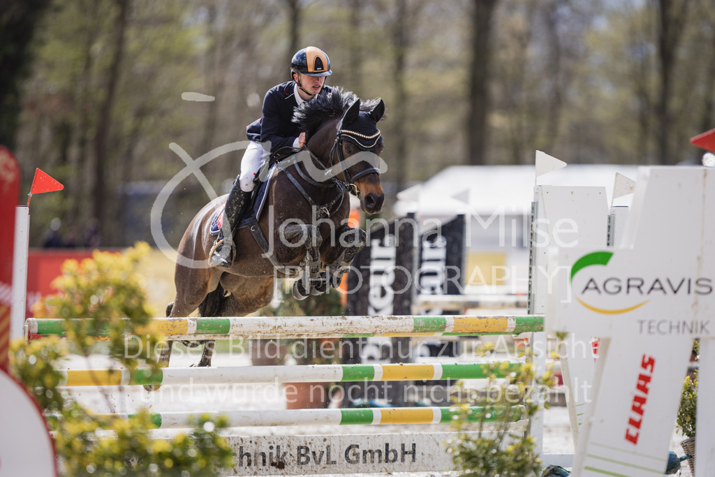 230402_MünsterHandorf_PonyTrophy-454 | Deine schönsten Turniermomente als professionelle Fotos! Entdecke hochwertige Pferdesport-Fotografie im Online-Shop. Jetzt Fotos finden & bestellen!
