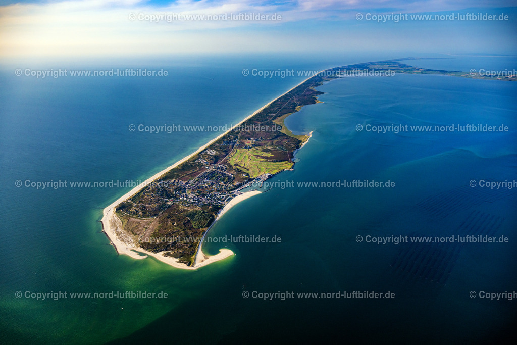 Sylt_Hörnum_ELS_0782130825 | HöRNUM (SYLT) 21.06.2025 Küstenbereich der " Hörnumer Odde " in Hörnum auf der Nordseeinsel Sylt im Bundesland Schleswig-Holstein. Weiterführende Informationen bei: Sylt Marketing GmbH. // Coastal area of the " Hoernumer Odde " in Hoernum on the North Sea island of Sylt in the federal state of Schleswig-Holstein. Further information at: Sylt Marketing GmbH. Foto: Martin Elsen