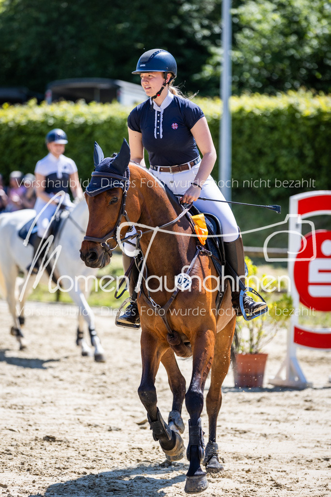 Donop24-Stil-L-089 | MomenTaufnahmen Pferdesportfotos