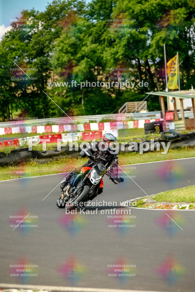 VBK-4710 | Hier findet Ihr Bilder von Touristenfahrten auf der Nürburgring Nordschleife oder von anderen Veranstaltungen die ich besucht habe. Viel Spass beim Durch Schauen 