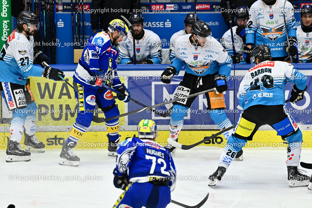 EC IDM Wärmepumpen VSV vs. Steinbach Black Wings Linz | #91 Nick Hutchison EC VSV, #72 John Hughes EC VSV, #27 Shawn St-Amant Black Wings Linz, EC IDM Wärmepumpen VSV vs. Steinbach Black Wings Linz, EC IDM Wärmepumpen VSV vs. Steinbach Black Wings Linz am 23.01.2026 in Villach (Stadthalle Villach), Austria, (Photo by Bernd Stefan)