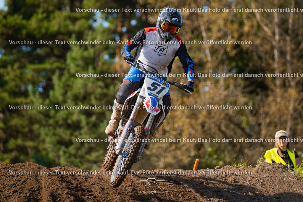 09_21_LM_Schenkenhorst-9480 | Sportfotografin aus Berlin-Brandenburg mit Fokus auf Motocross. Ich halte deine sportliche Leistung und echte Emotionen auf und neben der Strecke professionell fest. Entdecke die Fotos von deinem Rennen und bestelle sie direkt hier im Shop.