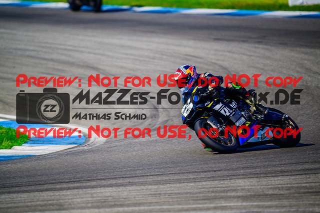 MaZZes_FotoMatrix_240520_6007705_2716 | WEISS