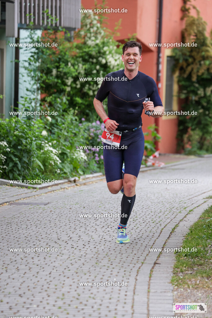 KSZ_5531 | Stadttriathlon Erding 2025. #yourpictrs #sportshot_your_pictrs @Sportshotphotography #stadttriathlonerding Copyright: www.sportshot.de