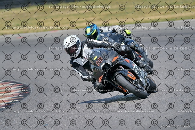 25bt04-1753 | markuskiefer.com - Realisiert mit Pictrs.com