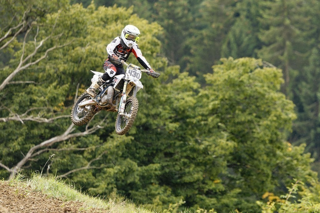 Motocross_Gerstetten_250802_4969 | Fotopresso – Sportfotografie in Heidenheim & Umgebung. Professionelle Sportfotografie für unvergessliche Momente. Dynamische Action-Shots, emotionale Szenen & hochwertige Bilder. - Realisiert mit Pictrs.com