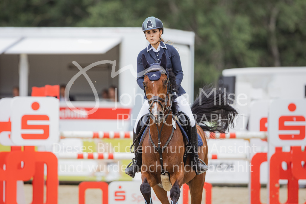 220729_BHO_GT_M2-Spr_1-236 | Deine schönsten Turniermomente als professionelle Fotos! Entdecke hochwertige Pferdesport-Fotografie im Online-Shop. Jetzt Fotos finden & bestellen!