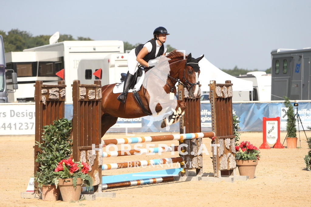 DL2Q0375 | Willkommen bei Brunnmayr - Design & Fotografie – Ihrem Spezialisten für Reitturniere und Pferdeveranstaltungen in Oberösterreich, Salzburg und Bayern! Seit über 17 Jahren sind wir leidenschaftlich dabei.