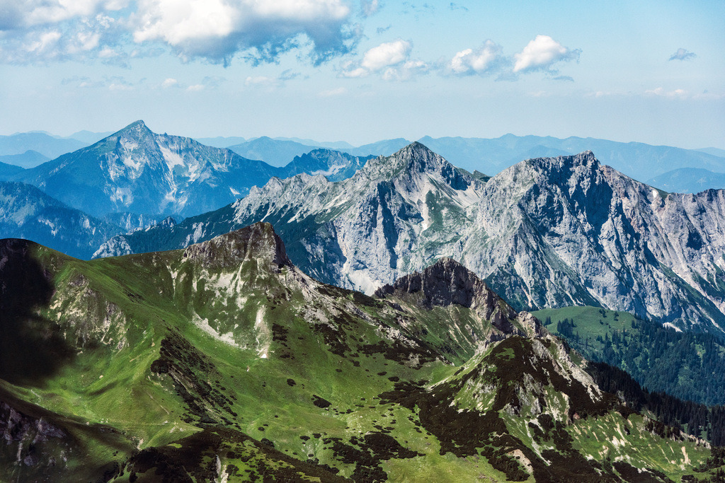 dr__0010065.jpg | VORDERNBERG 05.07.2017 Wald und Berglandschaft in Vordernberg in Steiermark, Österreich. // Forest and mountain scenery in Vordernberg in Steiermark, Austria. Foto: Daniel Reiter