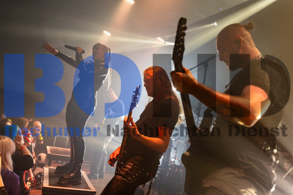 SES_ENIKOL20250501-49 | bond - Realisiert mit Pictrs.com