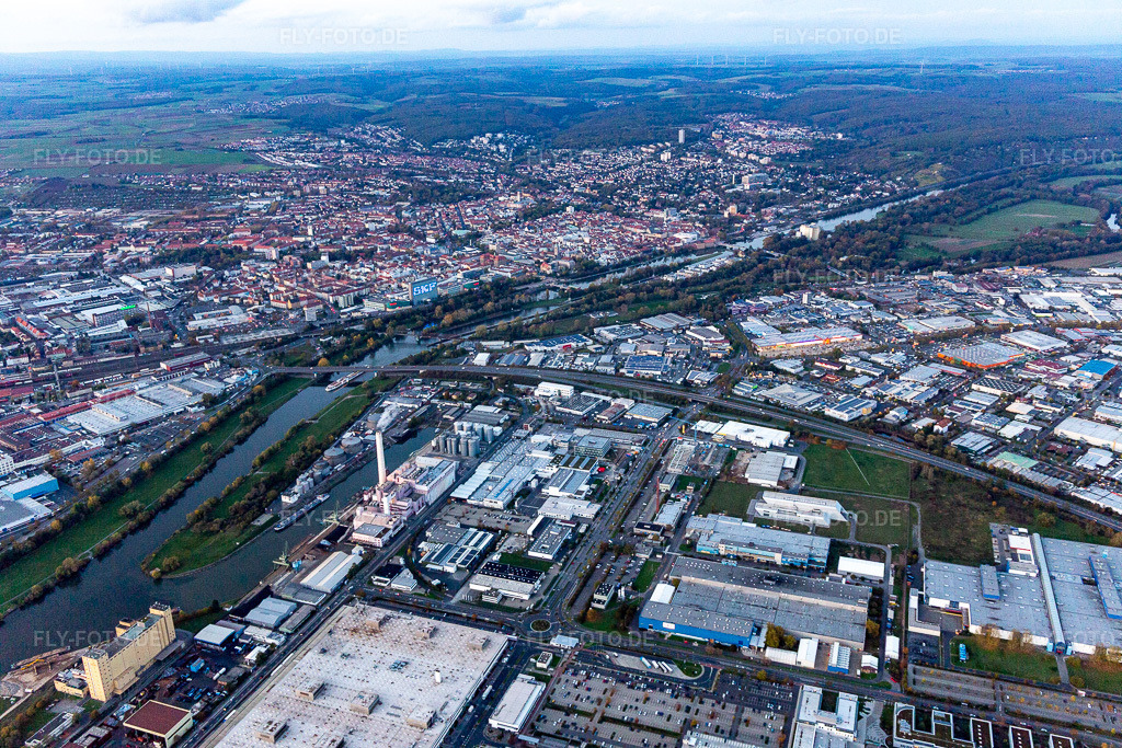 Luftbild: Hafen in Schweinfurt im Bundesland Bayern in Deutschland. Foto: IMG_119499.jpg vom 25.10.2019 durch Werner Riehm/FLY-FOTO.de
